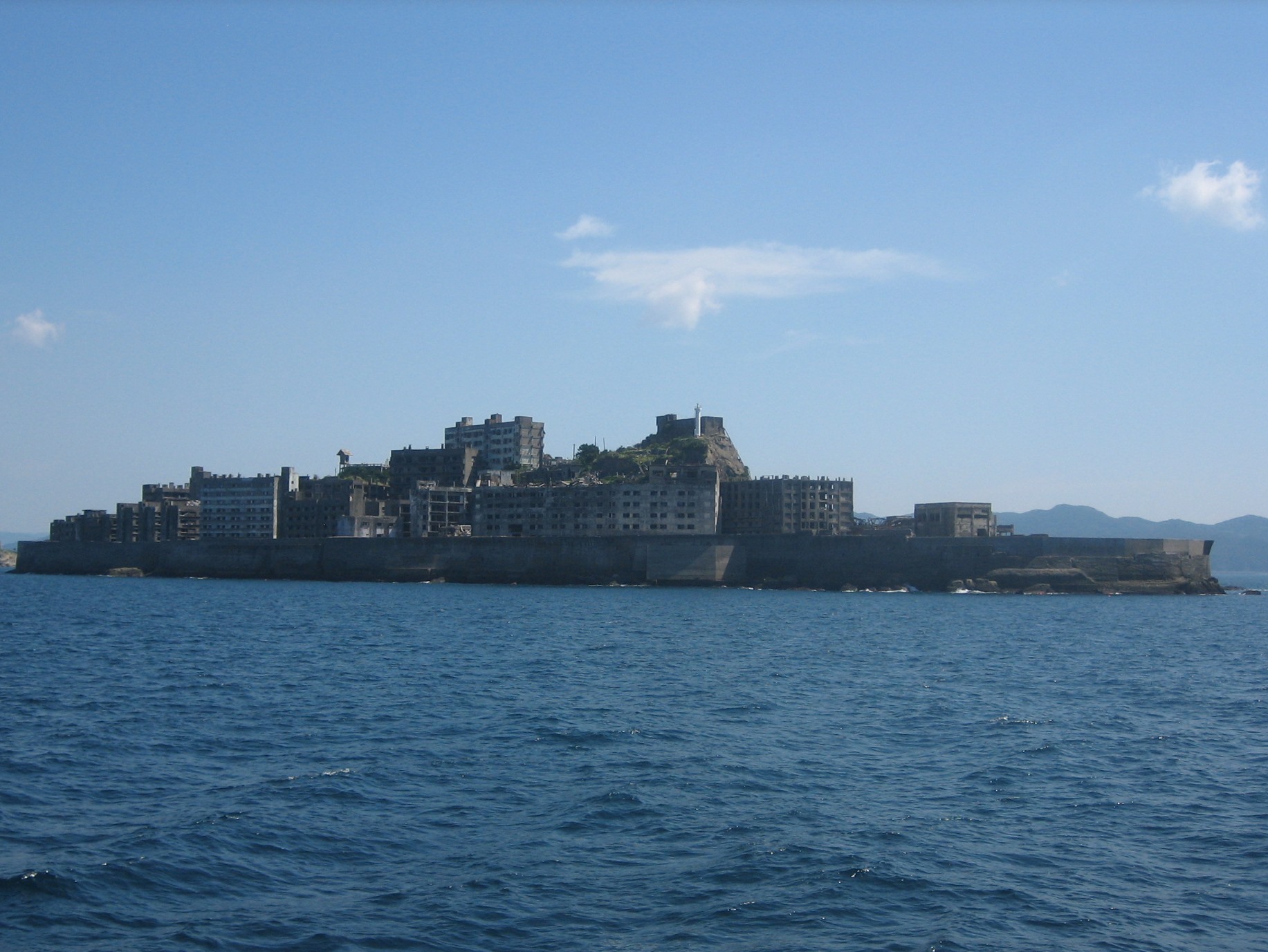 研究対象の軍艦島（世界文化遺産）